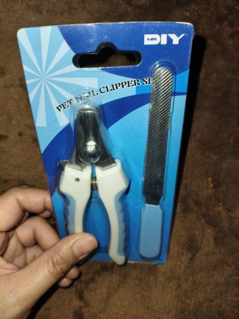 For Sale Pet Nail Clipper Set (Category: Health & Grooming) located in Pasay City. Submitted by kaygo5 (Listing ID 1316919256, Image 2). Description: For Sale Pet Nail Clipper Set Location: Pasay City Delivery: Lalamove Price: 210 pesos.