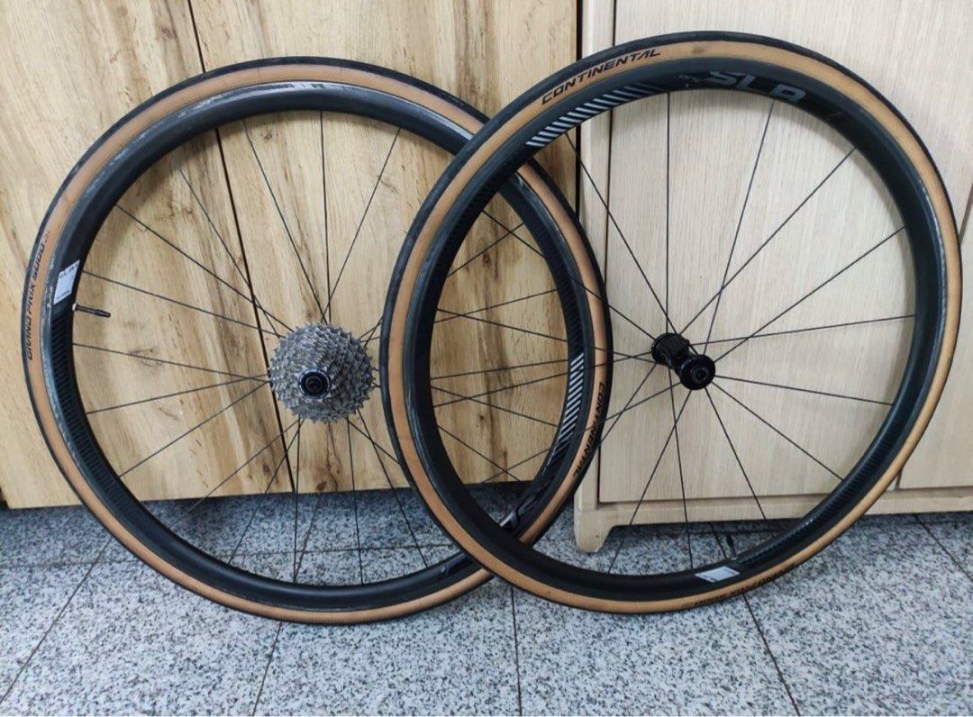 Giant SLR 1 Carbon Wheelset 30mm Rim Brakes Sports Equipment Bicycles Parts Parts Accessories on Carousell