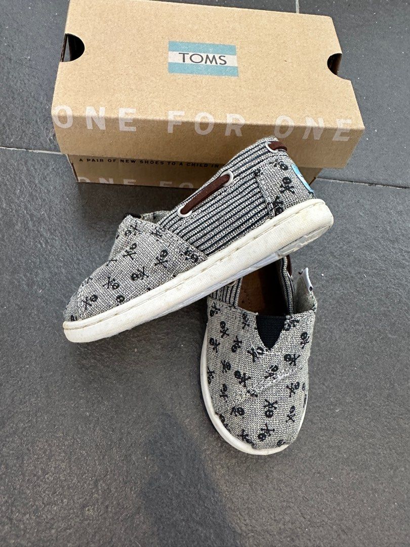 Toms shoes klcc on sale