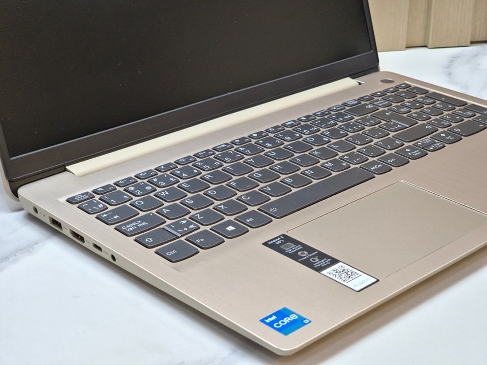 Laptop Lenovo Ideapad 3 15ITL6 82H8 Core i3 11th Gen 8GB RAM 512GB SSD ...