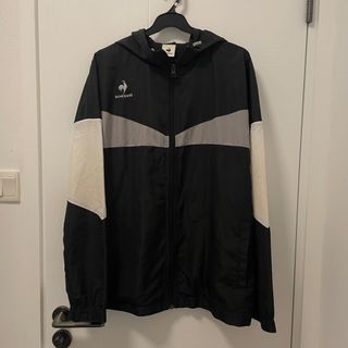 （分類：）位於 。 由 apppleeeee 提交（商品編號 1316922773，圖片 1）。簡介： 。