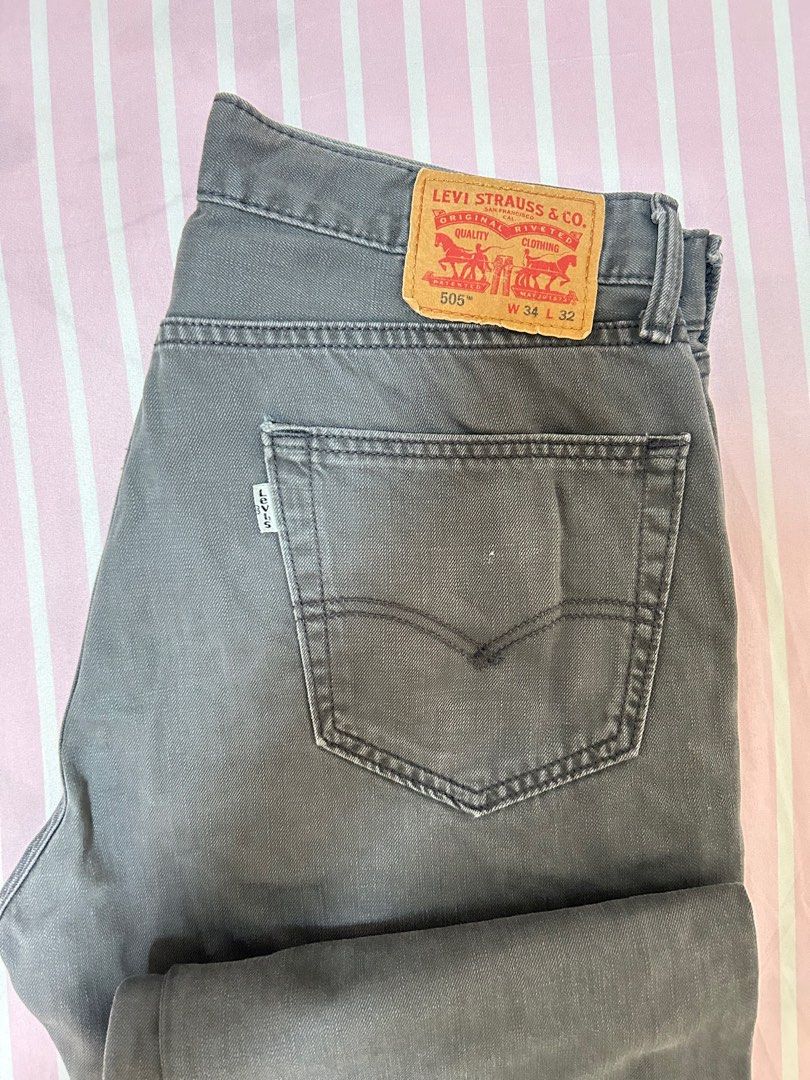 Levis 505 Pants (Category: Jeans) located in Bulacan. Submitted by clncon (Listing ID 1316853350, Image 1). Description: .