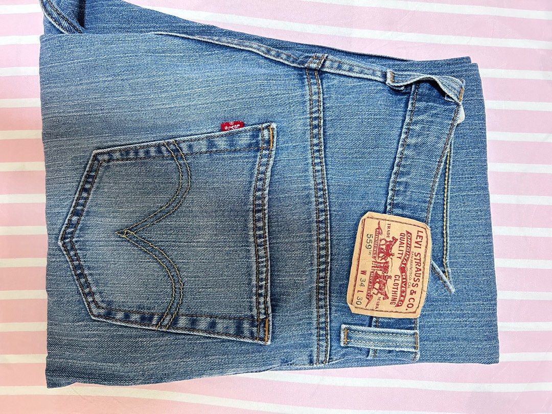Levis 559 Jeans (Category: Jeans) located in Bulacan. Submitted by clncon (Listing ID 1316853802, Image 1). Description: .