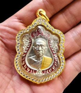 （分類：）位於 。 由 rpta.amulet 提交（商品編號 1316989883，圖片 1）。簡介： 。