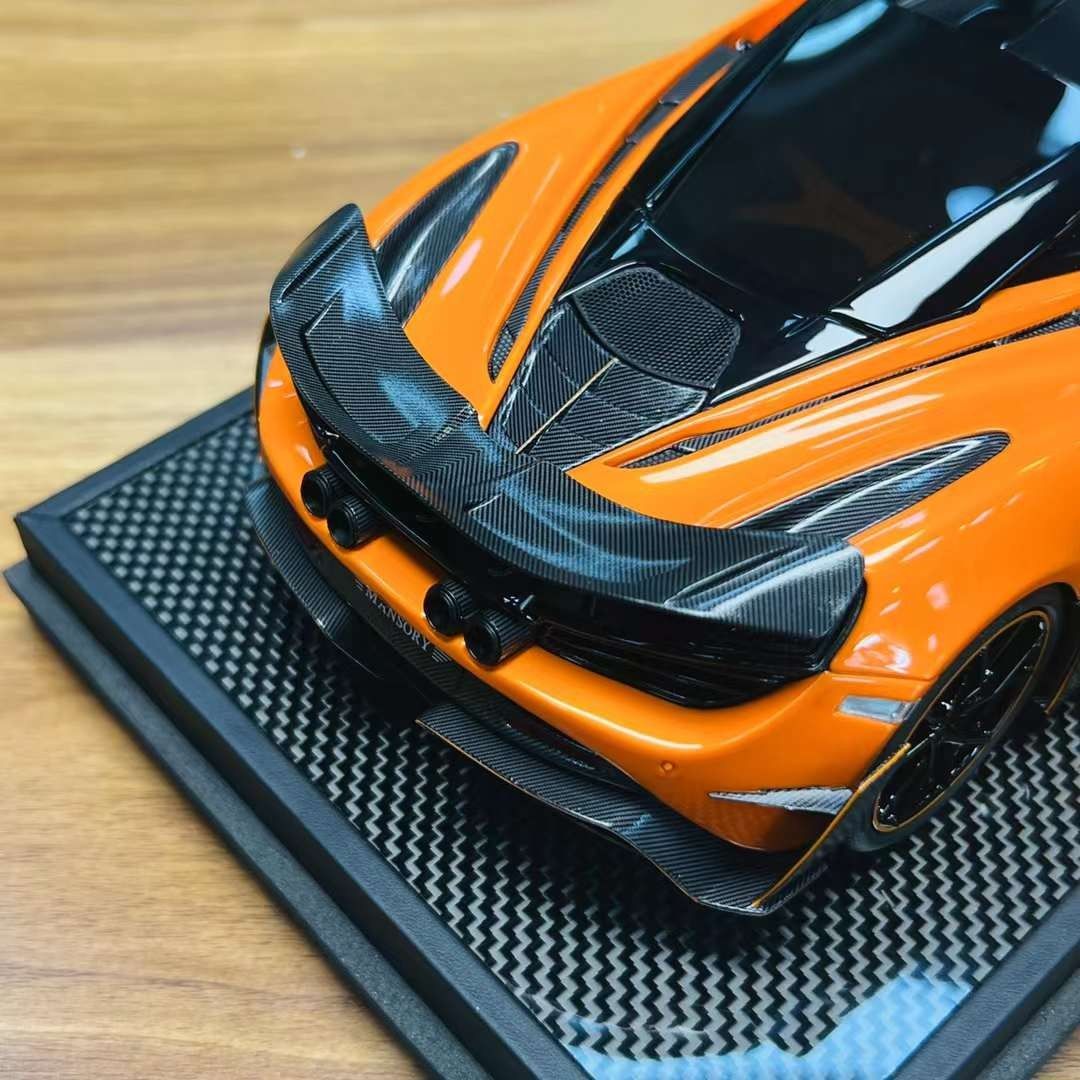 ミニカー　1/18 MANSORY 720s(シルバー) [MS18003SI] MOTORHELIX MY18-MCMG Scale 1/18 | McLAREN 720S MANSORY 2019