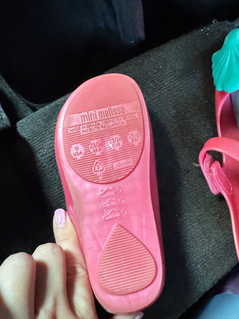 Fake melissa shoes shop