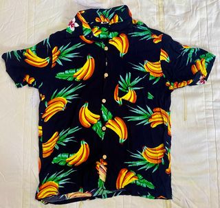 (Category: ) located in . Submitted by closetcleanout13 (Listing ID 1316163644, Image 1). Description: .