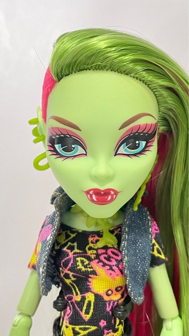 Monster High First Wave Venus Mcflytrap Doll Carousell