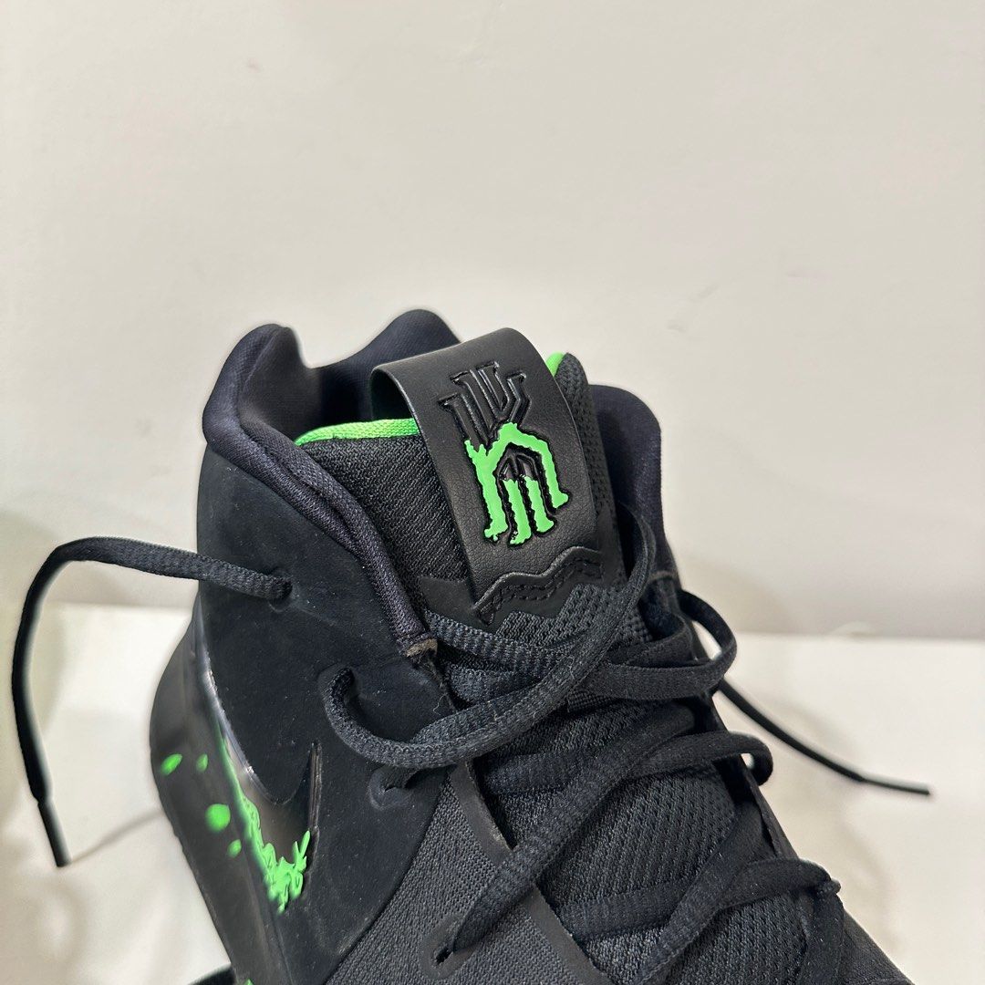 ★箱付き未使用新品26cm★ KYRIE 4 EP ‘Halloween’  お得な割引クーポン発行中!!送料無料 ナイキ