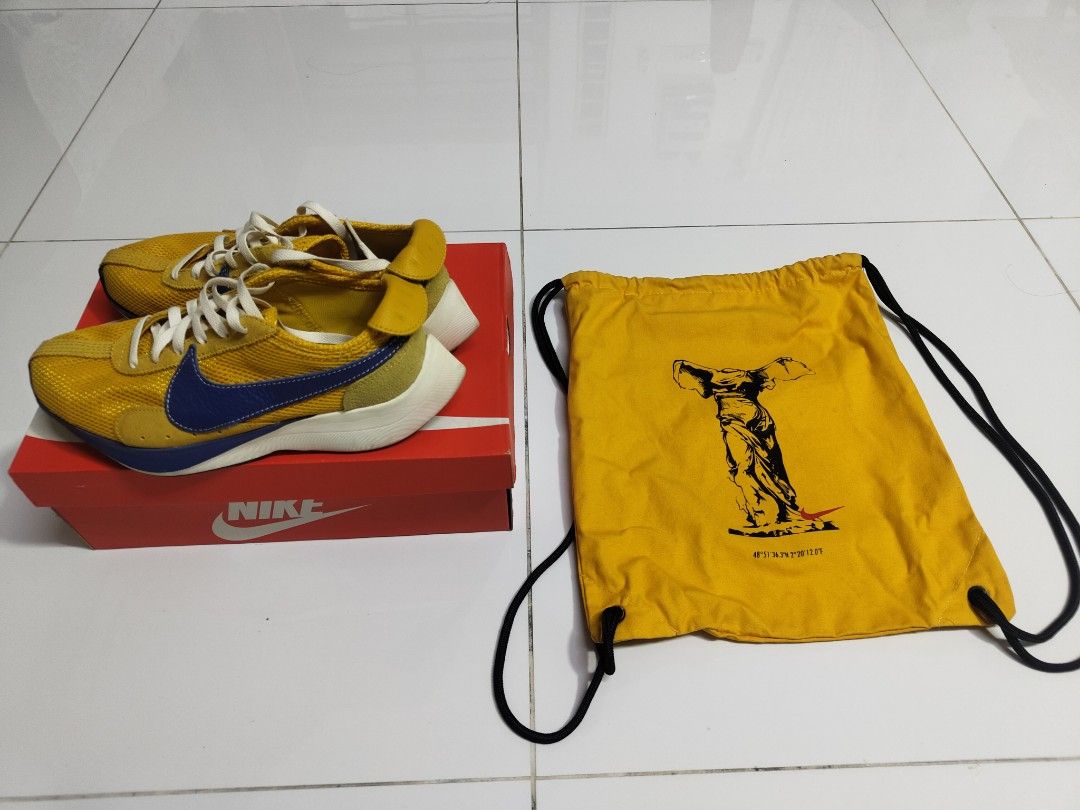 Nike moon racer qs yellow ochre sales