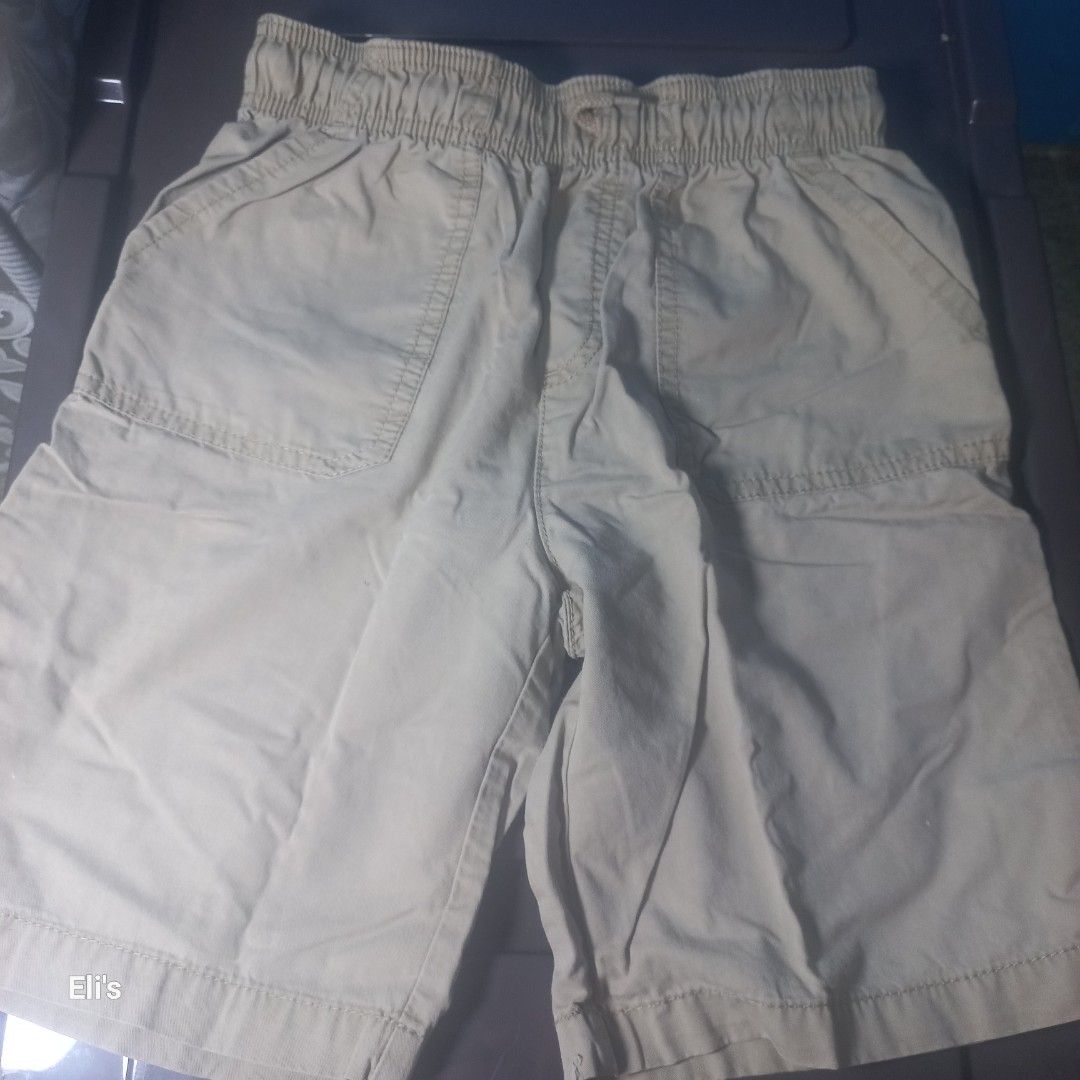 OshKosh shorts (Category: Babies & Kids Fashion) located in Quezon City. Submitted by ceegee30 (Listing ID 1316999155, Image 3). Description: Authentic OshKosh shorts size 10.