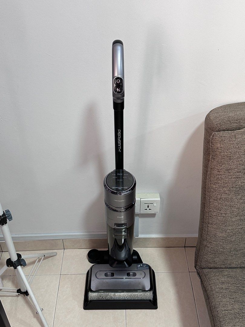 Perry Smith Ai9 Wet and Dry Vacuum TV Home Appliances Vacuum Cleaner Housekeeping on Carousell