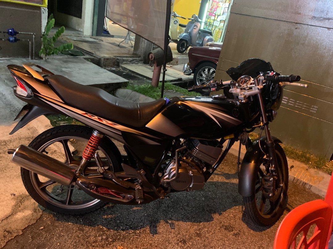 Rxz Catalyzer Hitam Skala 2009 Motorbikes On Carousell