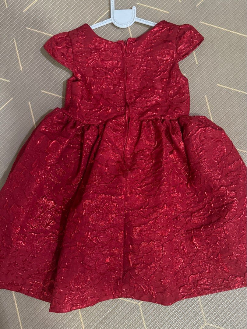 Savannah red brocade dress 4T (Category: Babies & Kids Fashion) located in Quezon City. Submitted by simonescloset28 (Listing ID 1316912434, Image 3). Description: .