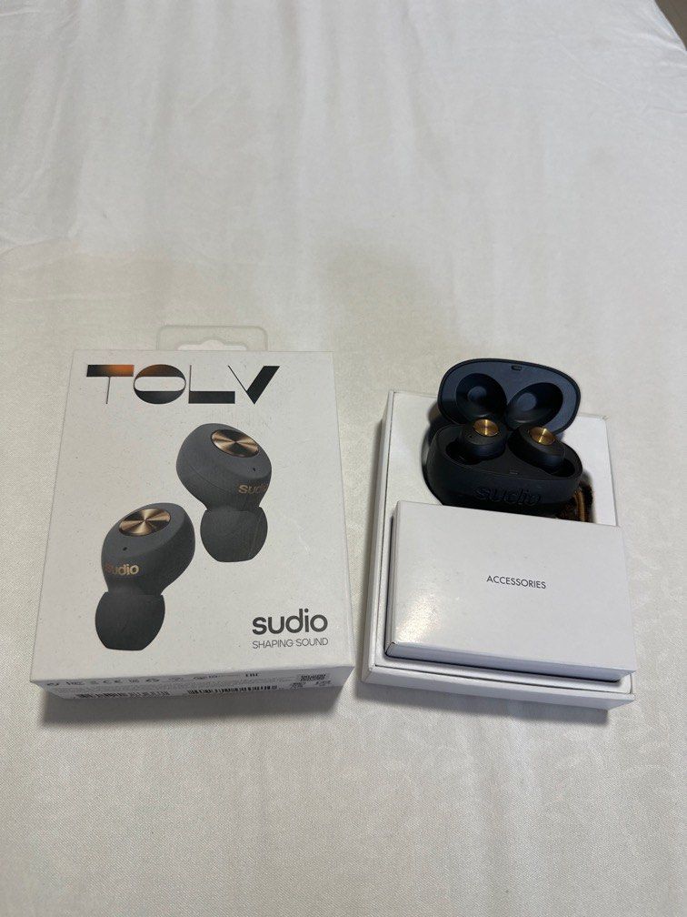 Sudio Tolv65561406462338111