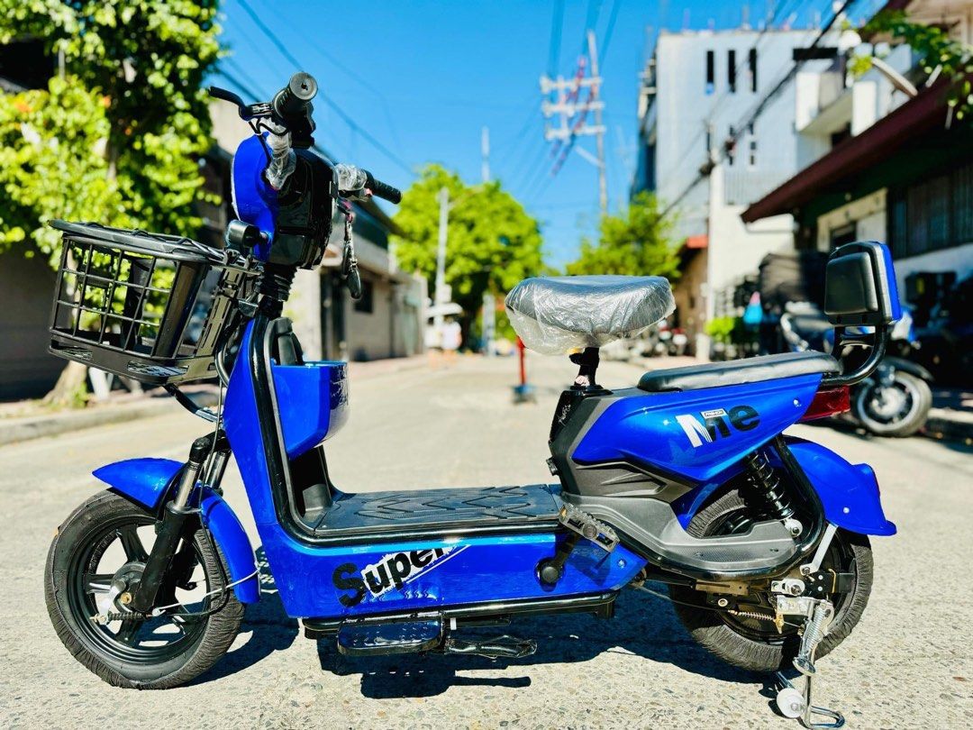 SUPER BUDGET AND QUALITY E-BIKE 😱👌 (Category: Bicycles) located in Marikina City. Submitted by keionlines85428 (Listing ID 1316816190, Image 2). Description: RESTOCKED‼️ SUPER BUDGET AND QUALITY E-BIKE 😱👌 👉SUPER ME ELECTRIC BIKE WITH PEDAL (DIGITAL GAUGE) ₱9,500 👌🏼 ✔️FREE HELMET ✔️FREE SIDE MIRROR ✔️FREE ASSEMBLE ✔️FREE DEMO ✔️WITH CERTIFICATE OF OWNERSHIP Specifications: 👇👇👇 ‼️DIGITAL GAUGE W/ SPEEDOMETER‼️ ▪️48V12Ah battery ▪️350 Watt