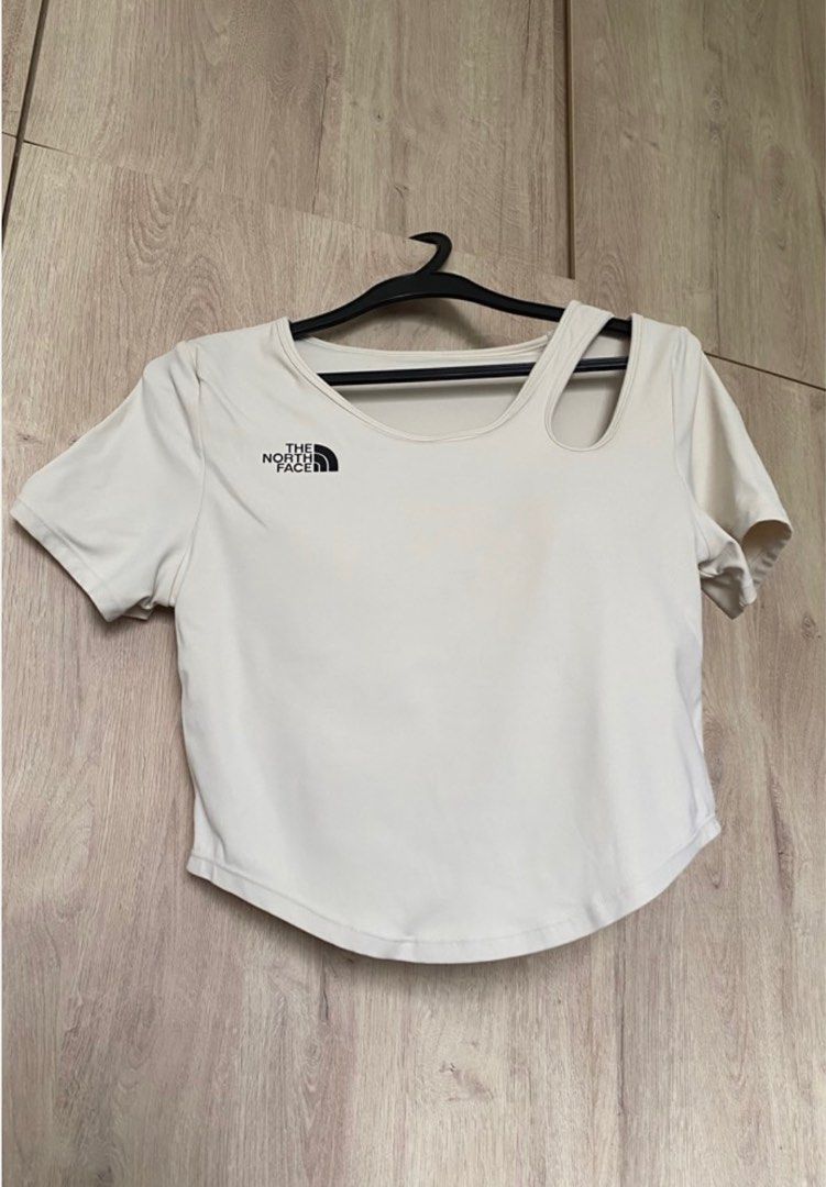 95 new North Face Sports Top T shirt with bra short style Carousell
