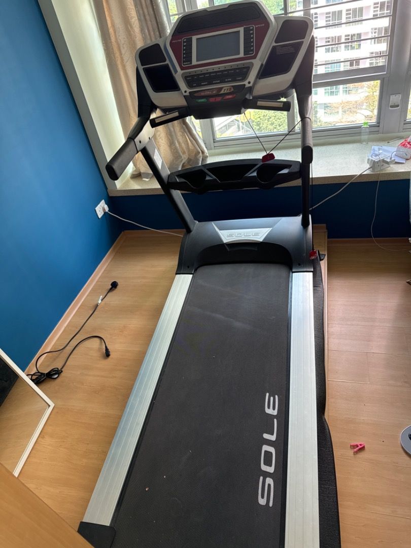 TT8 Sole treadmill Sports Equipment Exercise Fitness Cardio Fitness Machines on Carousell