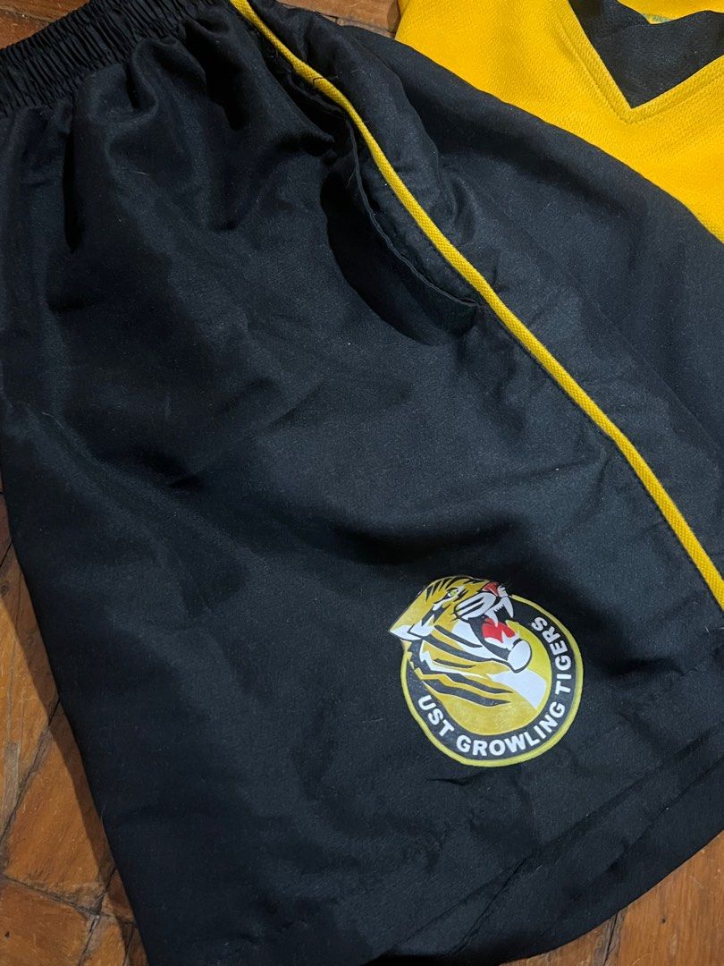 UST PH Games PE Uniform (Category: Activewear) located in Quezon City. Submitted by dclutter_ph (Listing ID 1316933850, Image 2). Description: 1 Medium available (last stock).