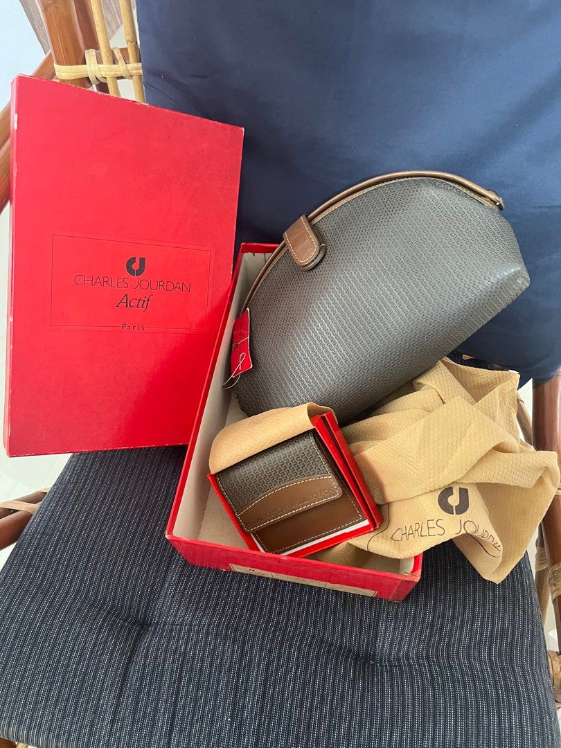 VINTAGE CHARLES JOURDAN Actif Paris Clutch Coins Pouch, Women's