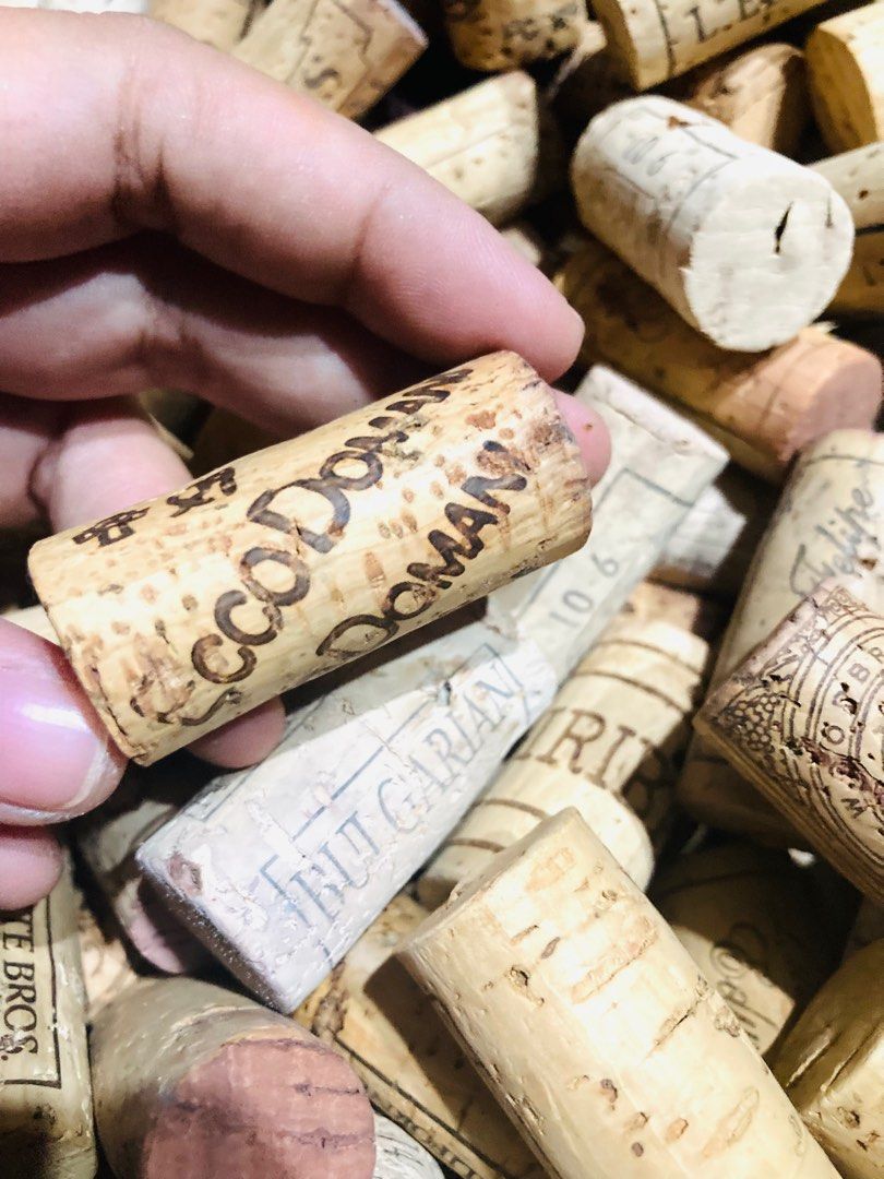 Wine corks for crafts (Category: Craft Supplies & Tools) located in San Jose. Submitted by arianecald10996 (Listing ID 1316963197, Image 2). Description: More or less 200 pcs.