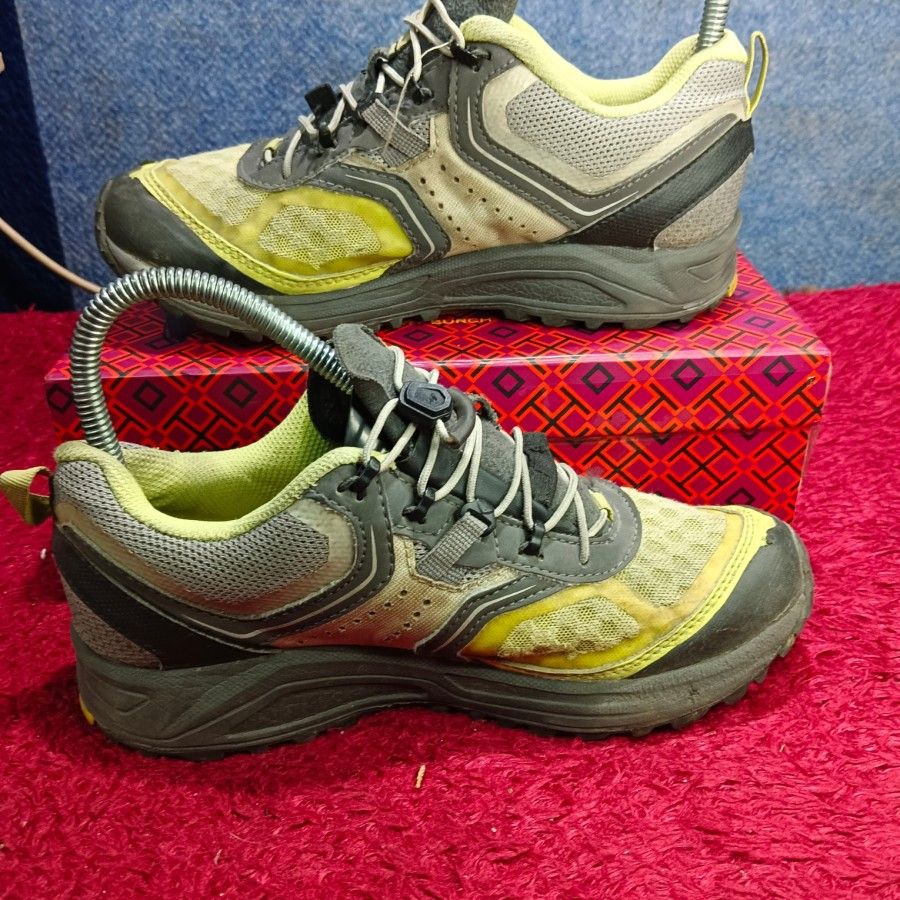 37 QUECHUA DECATHLON A4 304 SEPATU SHOES SECOND THRIFT BEKAS PRELOVED USED ZnYhaw0KVA Fesyen Pria Sepatu Sneakers di Carousell