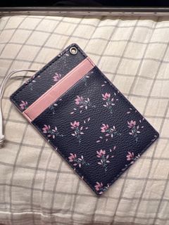 （分類：）位於 。 由 tory.o 提交（商品編號 1317176396，圖片 1）。簡介： 。