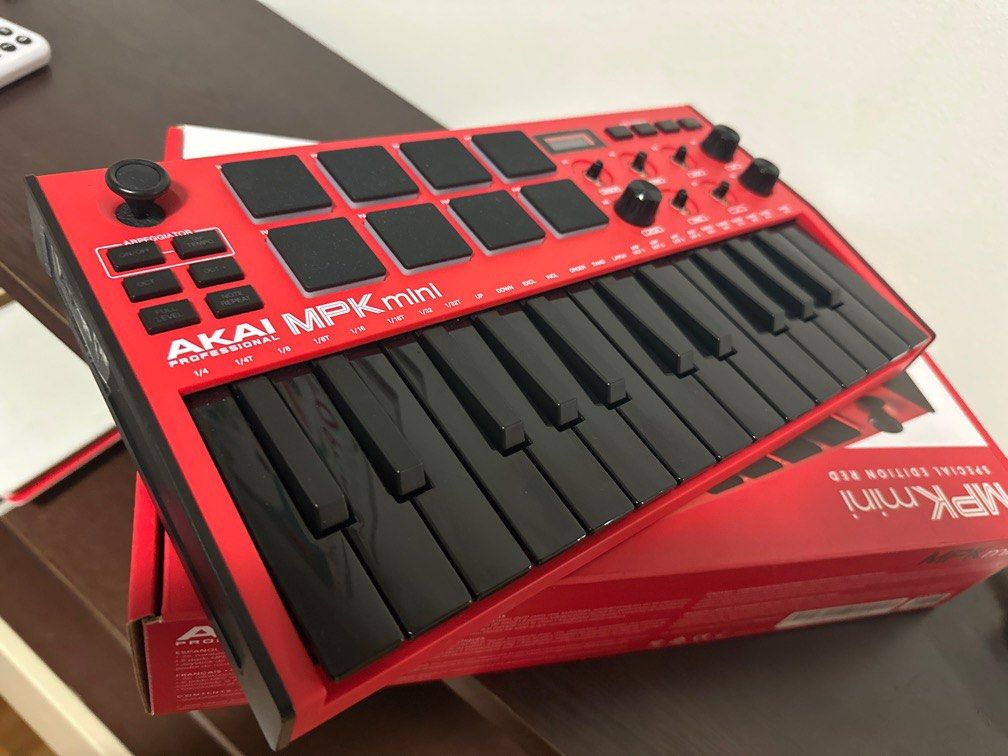 【限定】AKAI MPK mini 【special edition RED】 AKAI MPK mini SPECIAL EDITION RED 本体 AKAI MPK mini SPECIAL