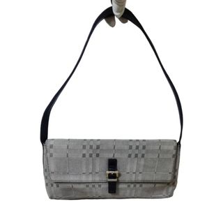 (Category: ) located in . Submitted by maneradesignersboutique (Listing ID 1317011741, Image 1). Description: .
