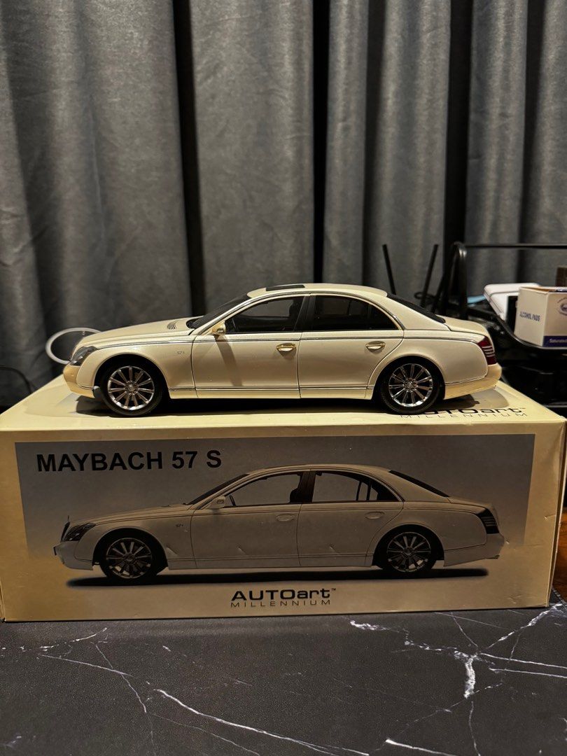 AUTOart MAYBACH 57 S 1:18 ホワイト Maybach Autoart 0 eBay