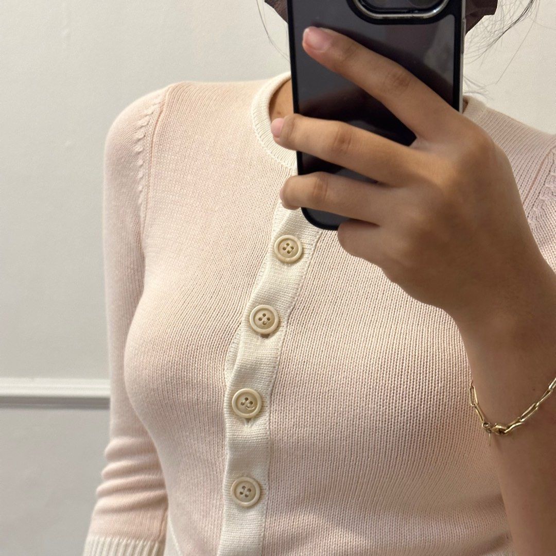 Baby pink cardigan (Category: Coats, Jackets and Outerwear) located in Tarlac. Submitted by shopsushibaby (Listing ID 1317174515, Image 3). Description: Has one missing button Best fits XS-S For reference, height is 5’4” and waistline is 27”. Avail 3 or more items for a discount! Accepted payment methods are Metrobank and GCash..