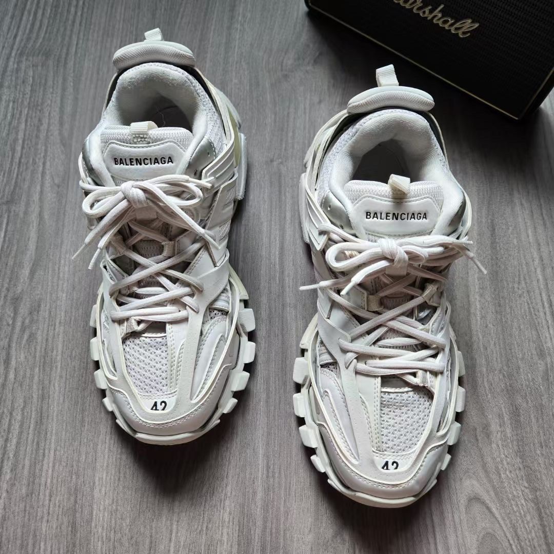balenciaga track 生まれ 42