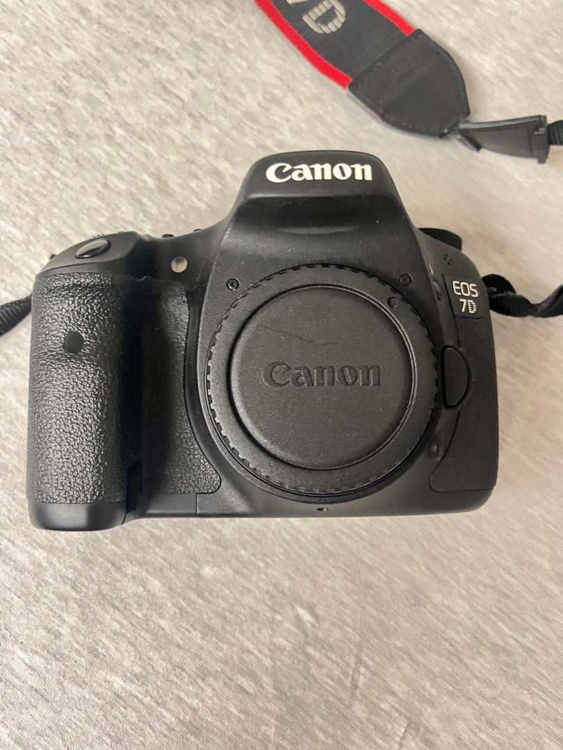 Canon EOS 7D With Canon EF 50mm f1.8 II and Canon EF-S 15-85mm f 