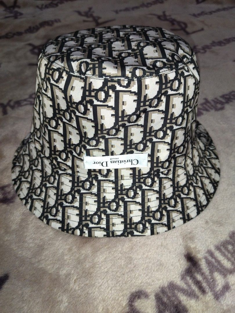Dior CD DIAMOND リバーシブル バケットハット 【公式通販】