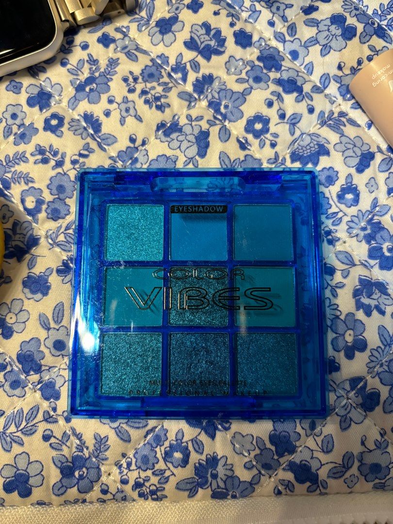 Color vibes blue eyeshadow pallet (Category: Makeup) located in Quezon City. Submitted by hscherryy (Listing ID 1317113358, Image 1). Description: Used once for eras tour.