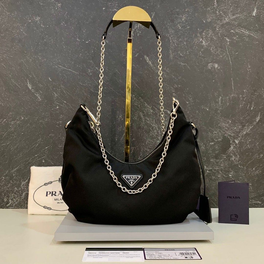 Fast Sale, VGC, PRADA Nylon Re-Edition Ways Black SHW 2020, size 23 x  16 cm, With tag, card, clochette, booklet, and dustbag, •Nett, •Exclude