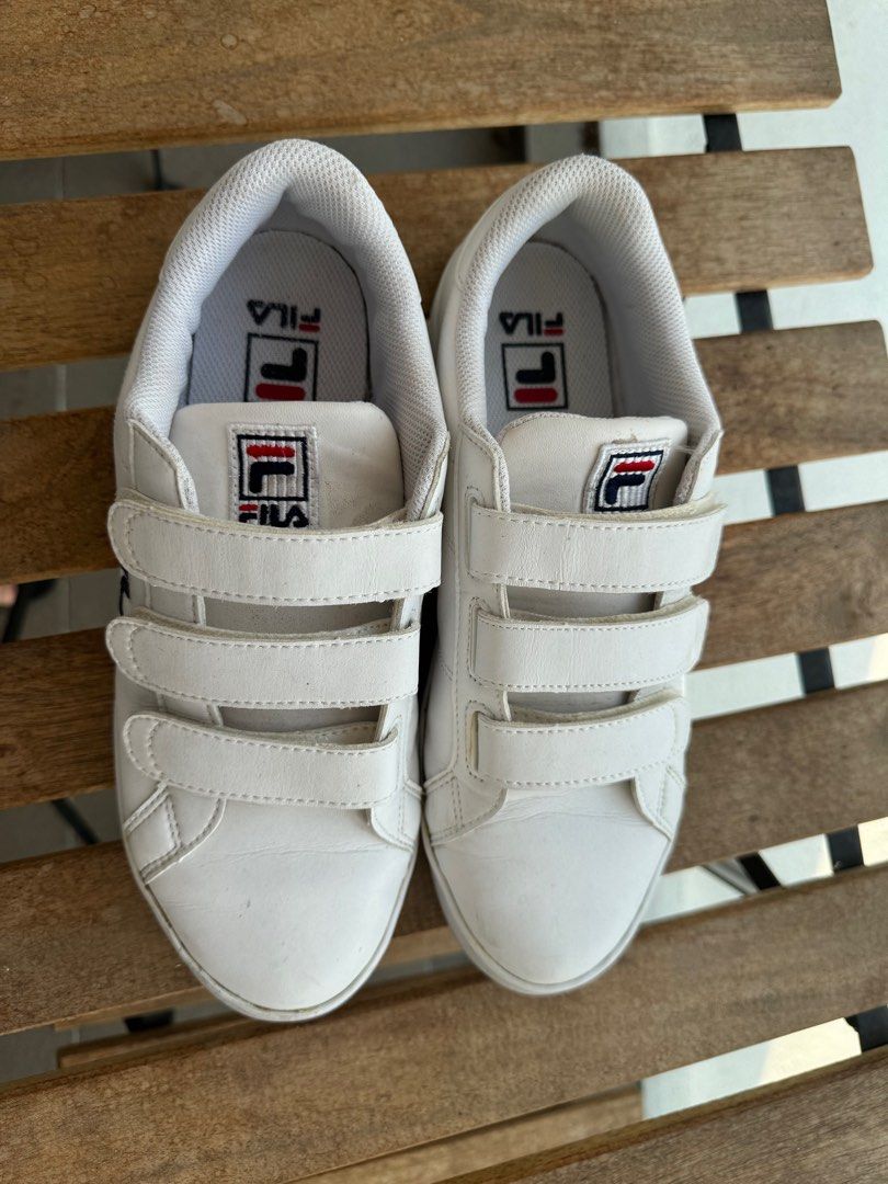9s fila sneakers store