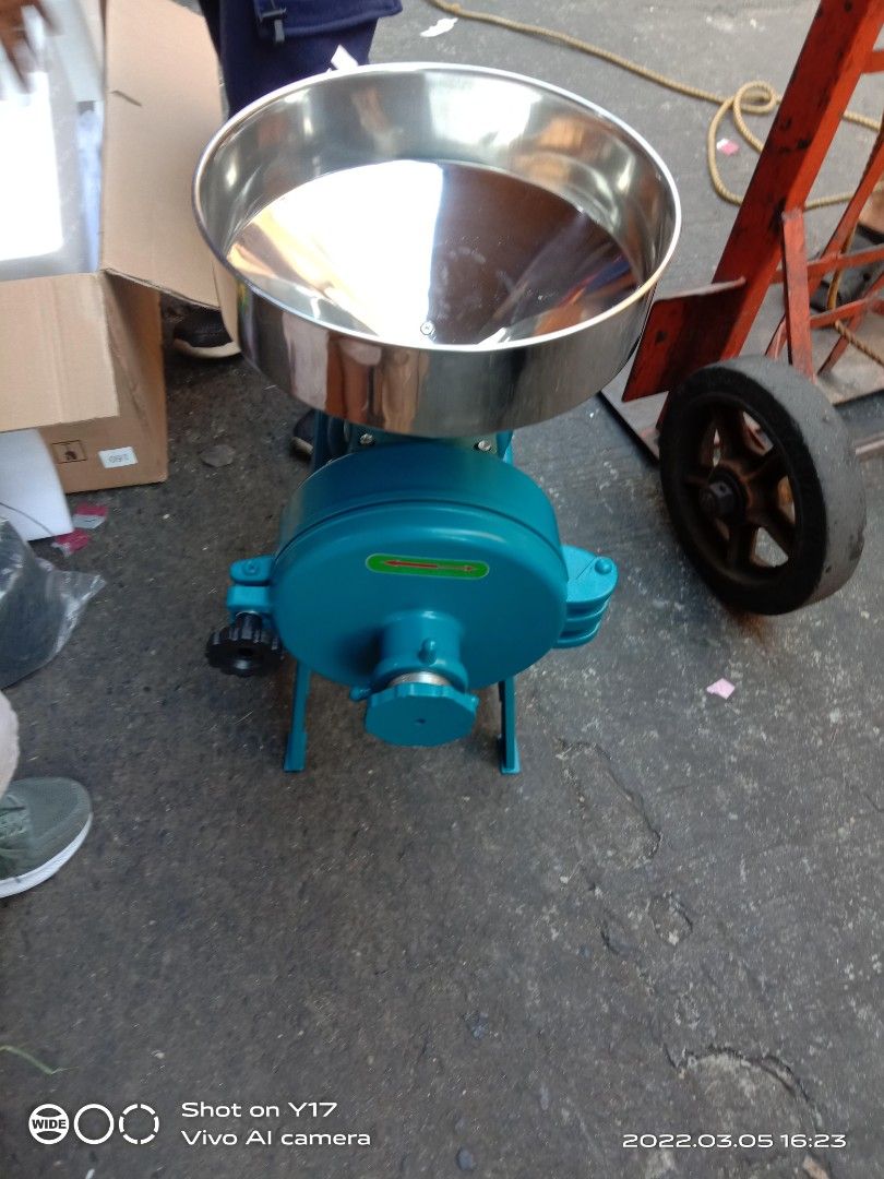 Gilingan ng bigas (Category: Other Kitchenware & Tableware) located in Manila. Submitted by jhavendea85442 (Listing ID 1317095144, Image 1). Description: gilingan. bigas,mani,mais.paminta,kape,soya,at iba pa wet & dry BRANDNEW ❗ ❗ WE DO SHIPPING NATIONWIDE ✅ SHIPPING CHARGES ❤️ ❤️ COD /GCASH AROUND METRO MANILA & NEAR PROVINCES DM 4 INQUIRIES ❤️❤️ 👉SHIPMENT FOR PROVINCES🥰 👉PAYMENT FIRST POLICY ❤️🥰godbless po🙏.