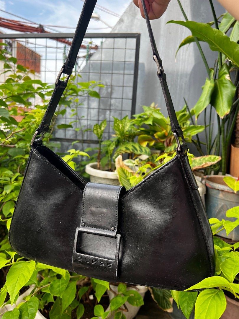 Guess bag project bag (Category: Luxury Bags & Wallets) located in Caloocan City. Submitted by dulchecollections (Listing ID 1317066933, Image 2). Description: recolored is not perfect.