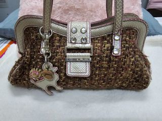 (Category: ) located in . Submitted by hanah001 (Listing ID 1317036840, Image 1). Description: .