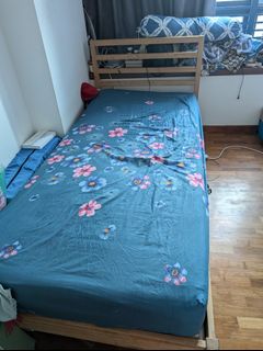 (Category: ) located in . Submitted by Mimisinga123 (Listing ID 1317104505, Image 1). Description: .