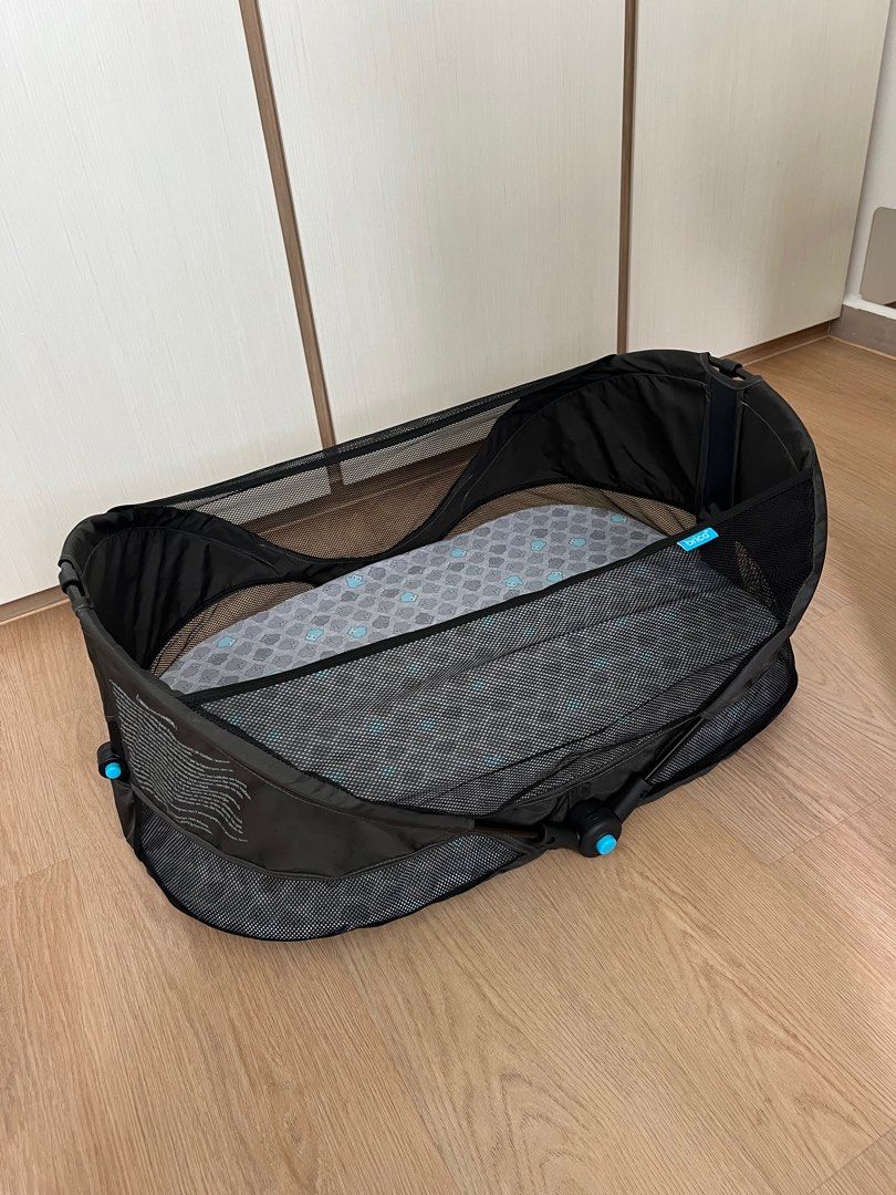 Munchkin Brica Travel Bassinet Pod