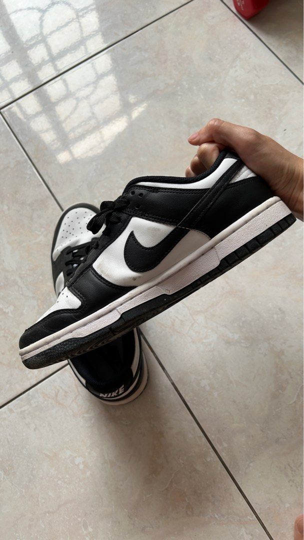 Nike dunk low panda (Category: Sneakers) located in Las Pinas. Submitted by lextui (Listing ID 1317013767, Image 3). Description: Lightly used Nike dunk low pandas ▫️ORIGINAL, purchased from Commonwealth ▫️can be cleaned ▫️comes with a box ▫️with some creases, this was used less than 10x but creases more than my other dunks ▫️women’s size 7.5.