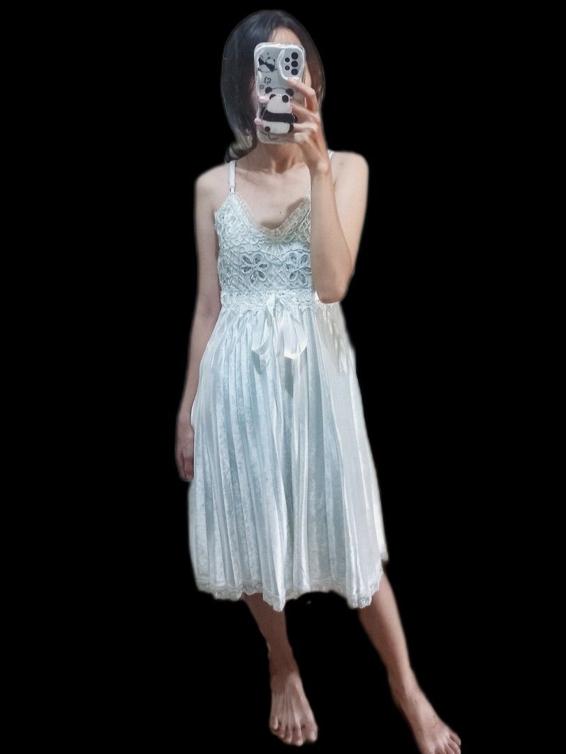 Party Dress White dress pesta putih glamour, Fesyen Wanita