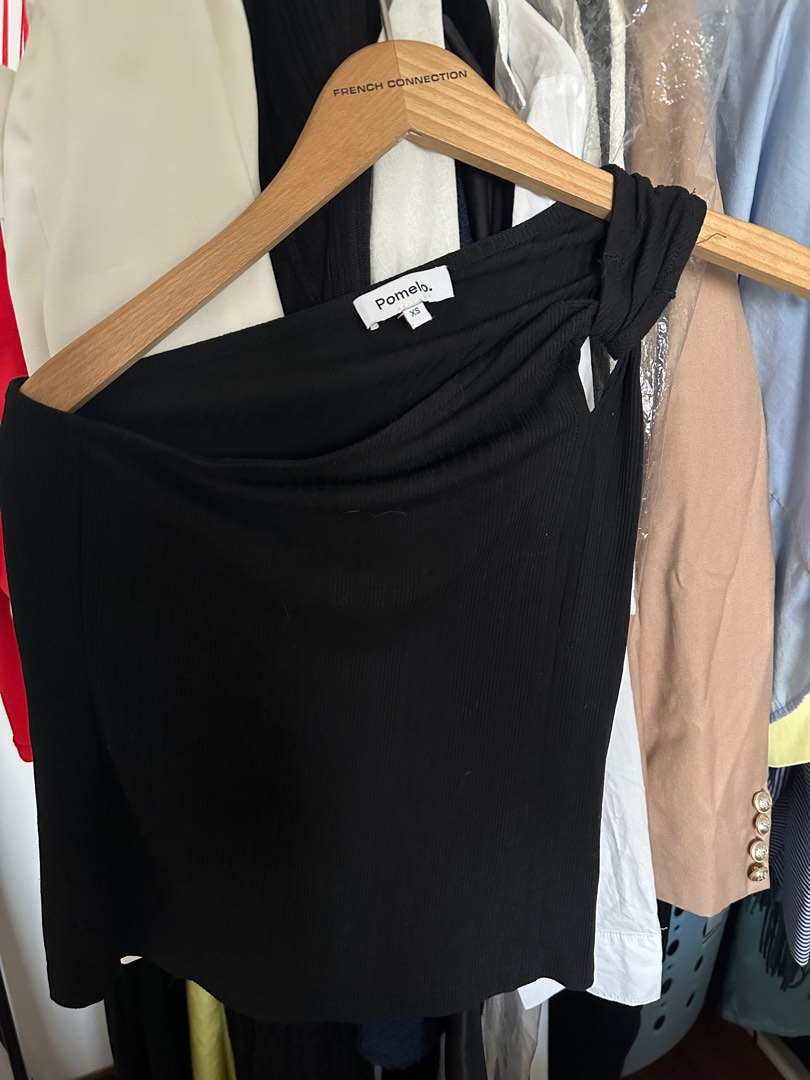 Pomelo one shoulder top top
