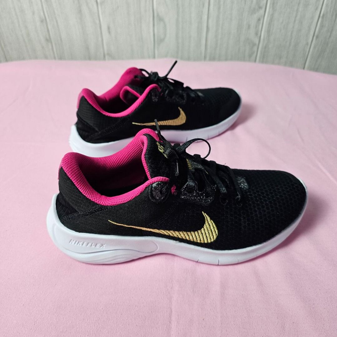 Preloved Sepatu Running Olahraga Lari Jalan Wanita Nike Experience Run 11 Women Original