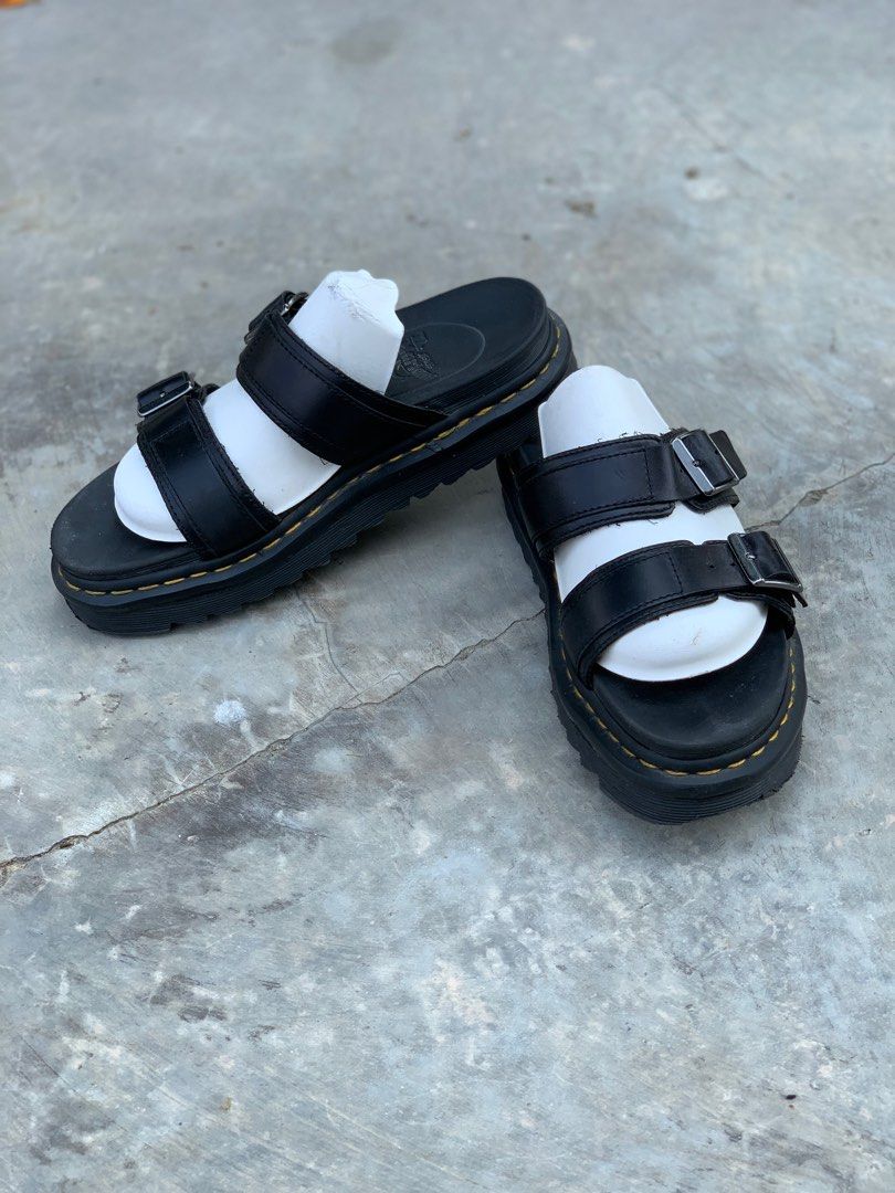 Size 39 Dr. Martens Myles sandals black Original