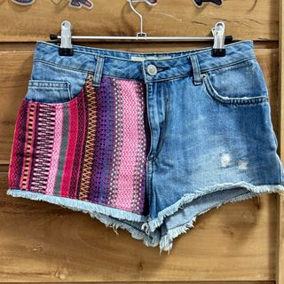 (Category: ) located in . Submitted by thriftream (Listing ID 1317005630, Image 1). Description: .