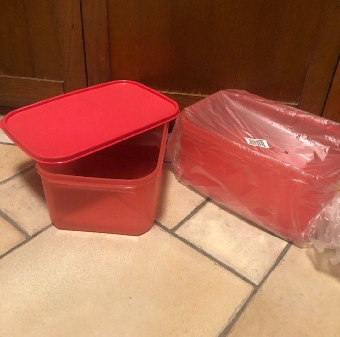Tupperware rectangular modular mate 4.3L (Category: Storage Boxes & Baskets) located in Singapore. Submitted by little_owlets (Listing ID 1317108951, Image 3). Description: Brand new - letting go due to downsizing Can arrange to meet up at mrt stn Per pc $18 - 4 pcs available Buy all 4 pcs @$50.