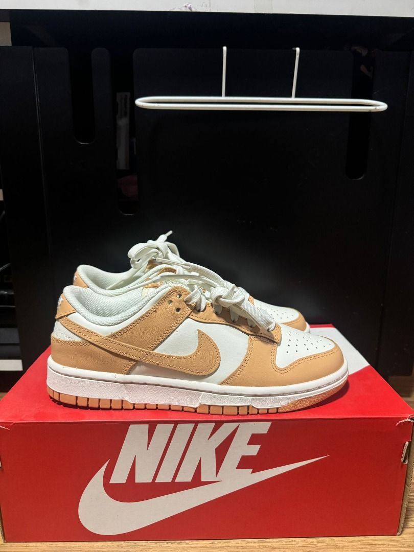 Nike under online